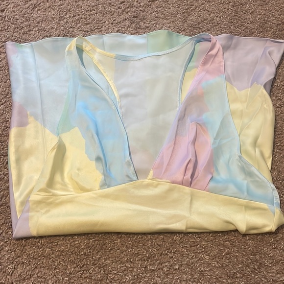 NWT ASOS Pastel Dress | Size 8 - Picture 3 of 4